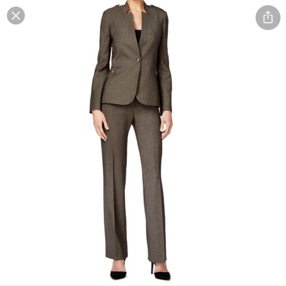 Tahari Solid Single Button Pant Suit Olive Green